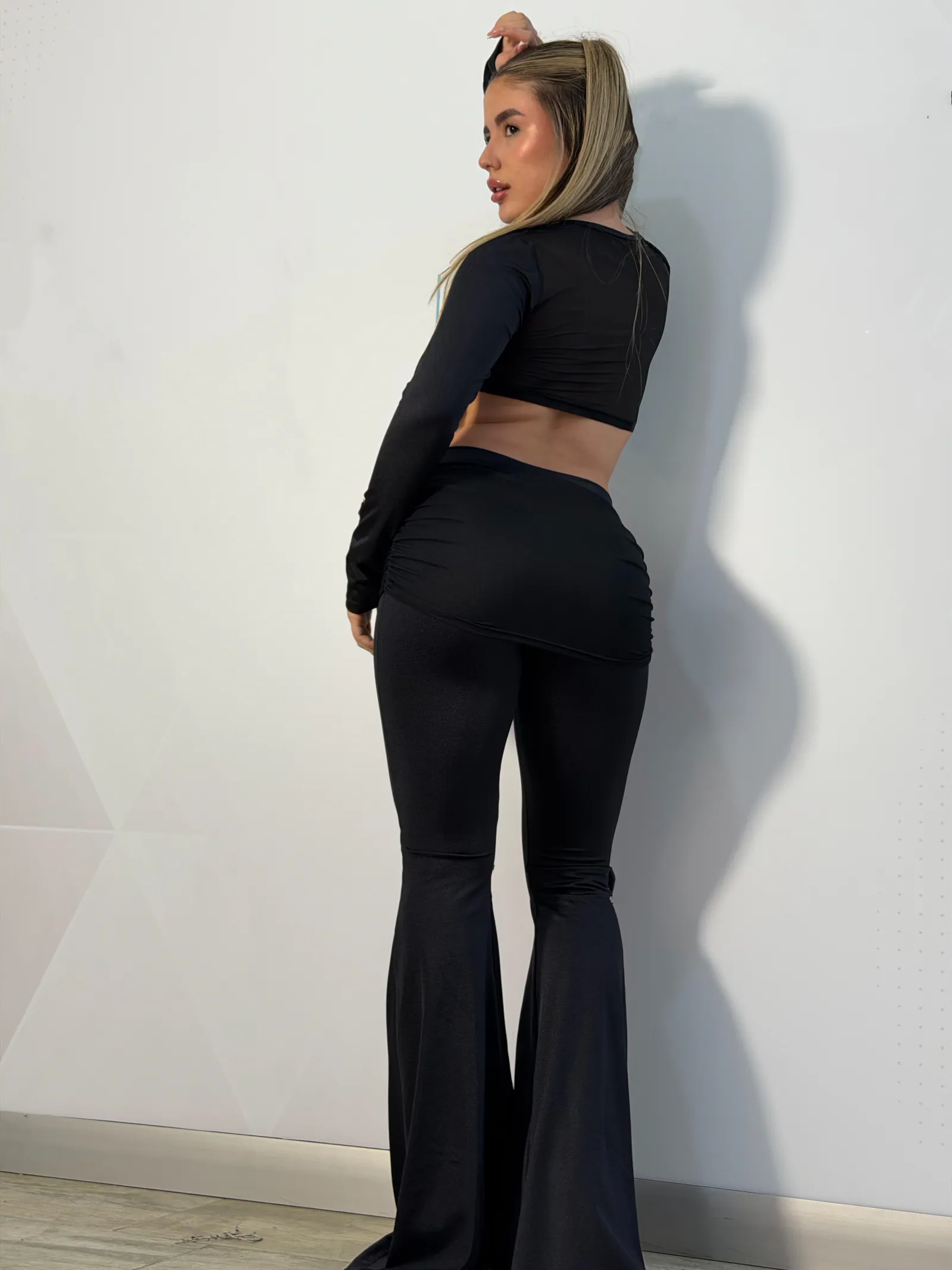 Set glam tela destellante con herrajes — vista 3